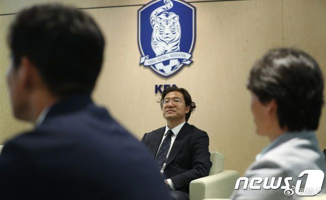 与鬼神一起跳舞